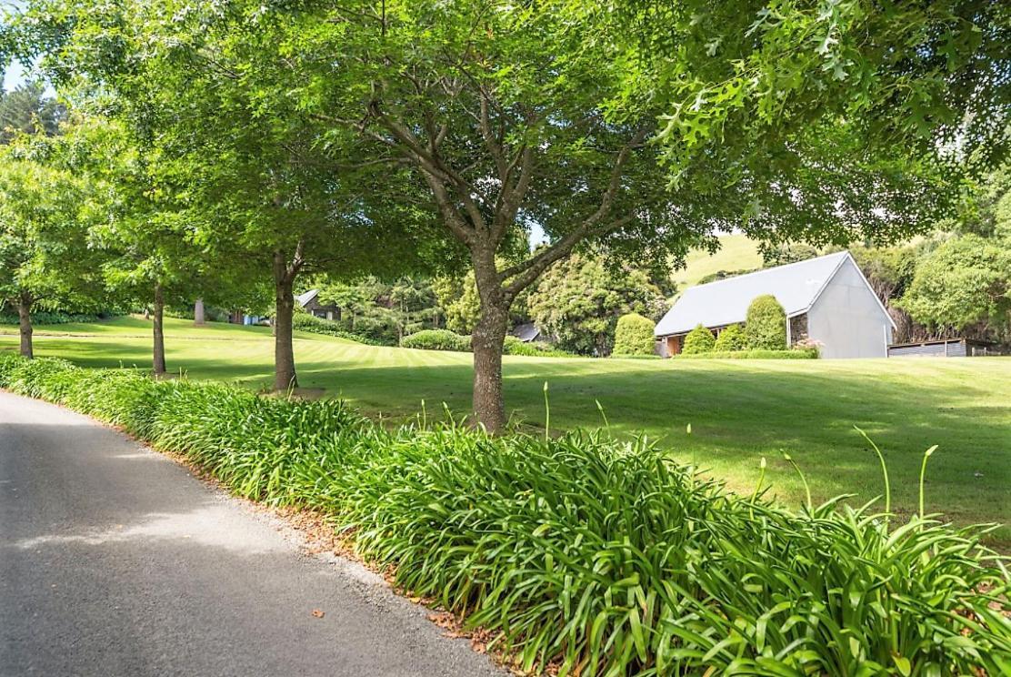 Tranquil Family Retreat Villa Akaroa Buitenkant foto